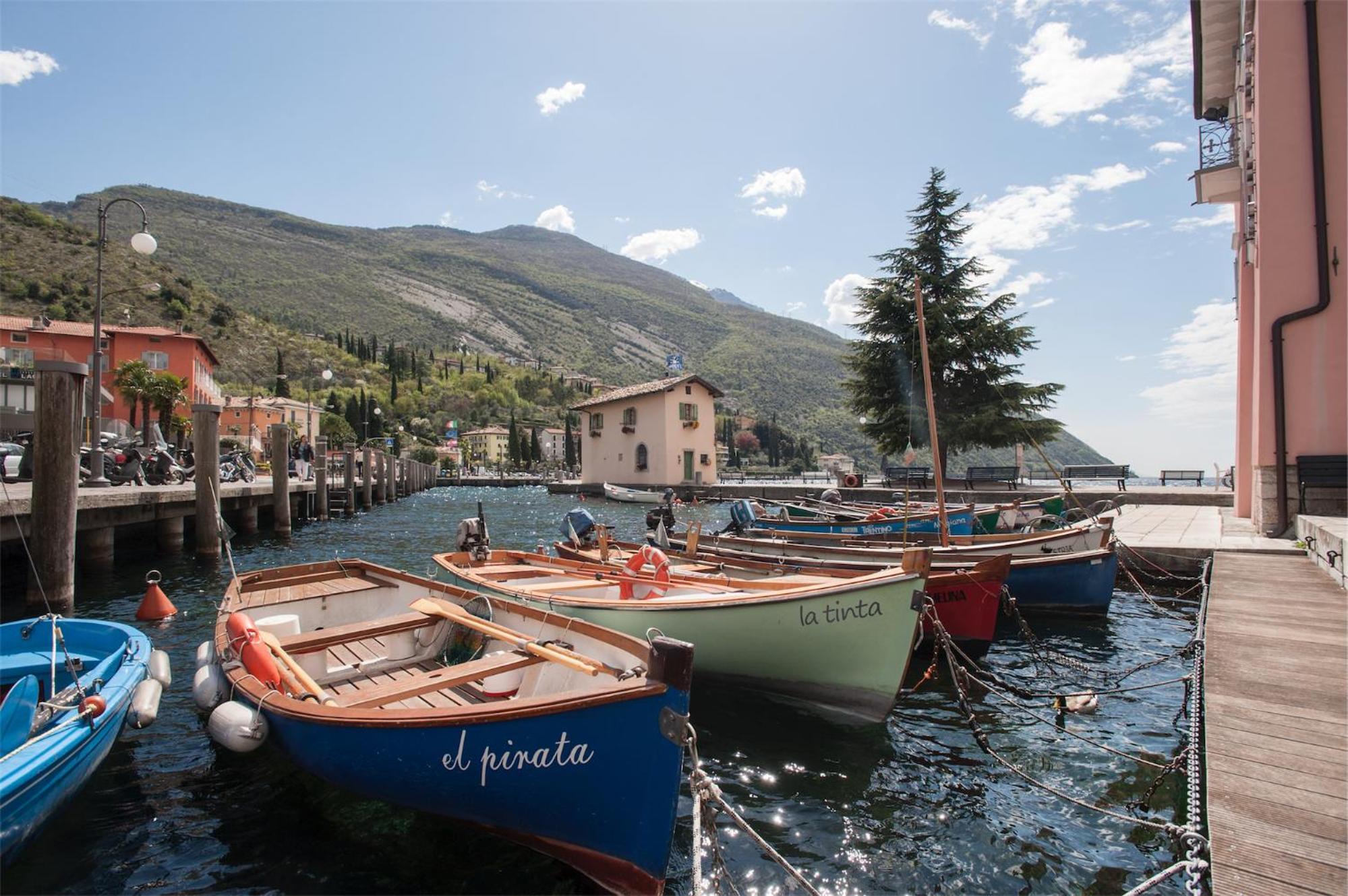 Casa Di Nin Appartement Torbole Sul Garda Buitenkant foto